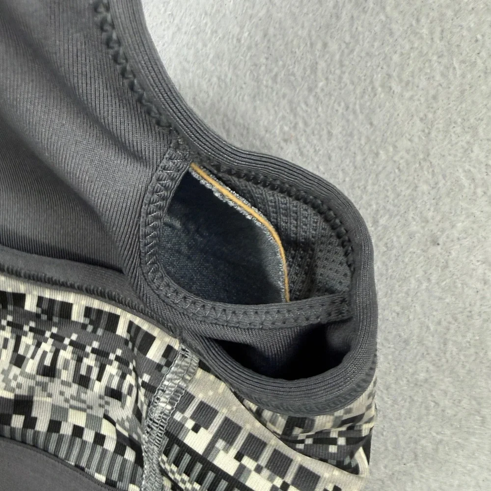 Nike Sports Bra Women Medium Gray Geometric Aztec Dri-FIT Racerback Athletic Gym